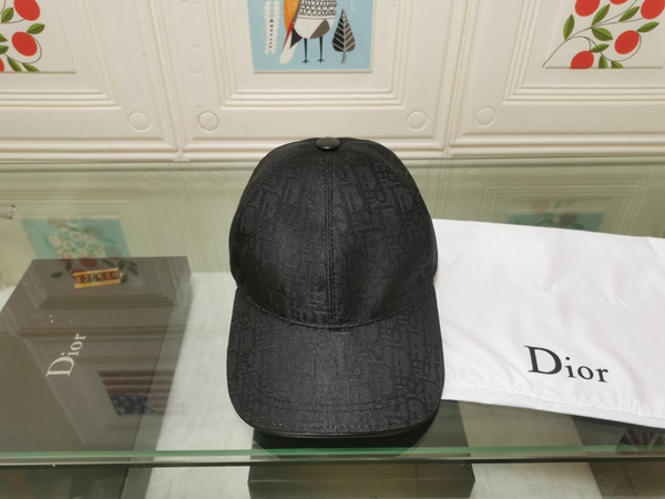 ブランド帽子着用イメージ